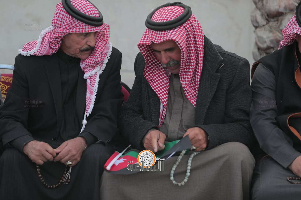 Madar Al-Saa Images 0.2531539411375686