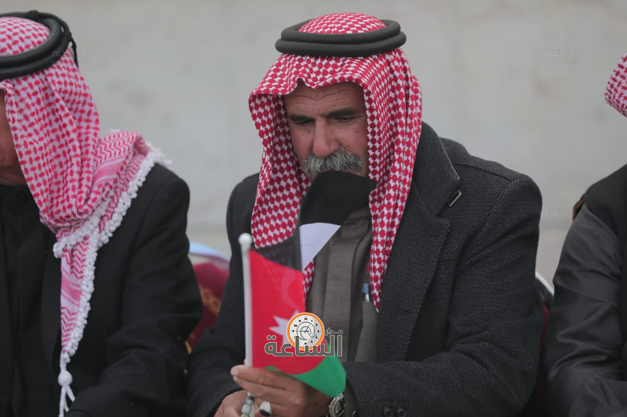 Madar Al-Saa Images 0.16229449112306882