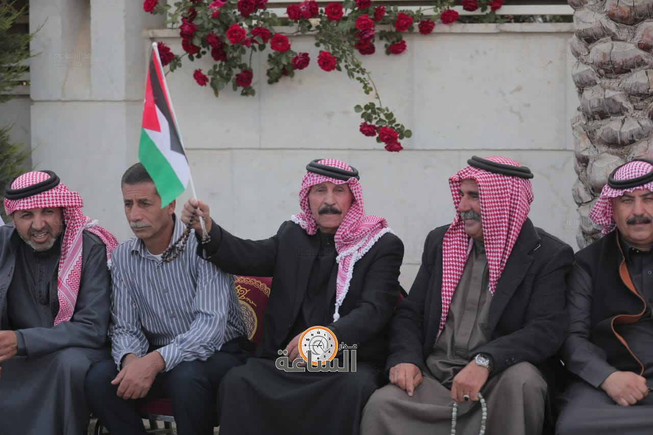 Madar Al-Saa Images 0.3039993181631123