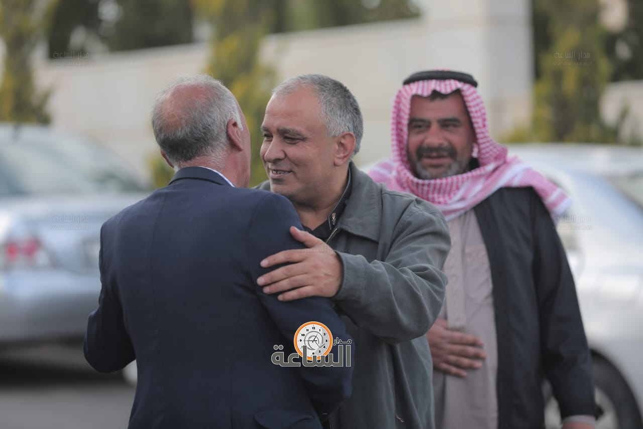 Madar Al-Saa Images 0.8048802728346515