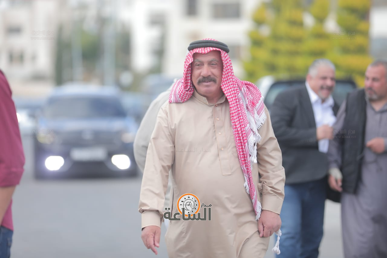 Madar Al-Saa Images 0.3767827179628348