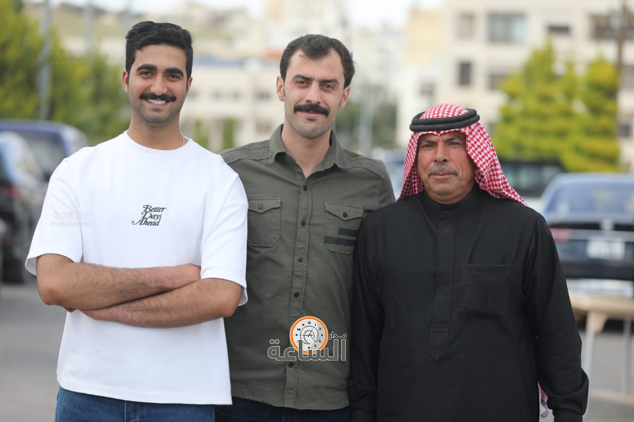 Madar Al-Saa Images 0.7985718657136787