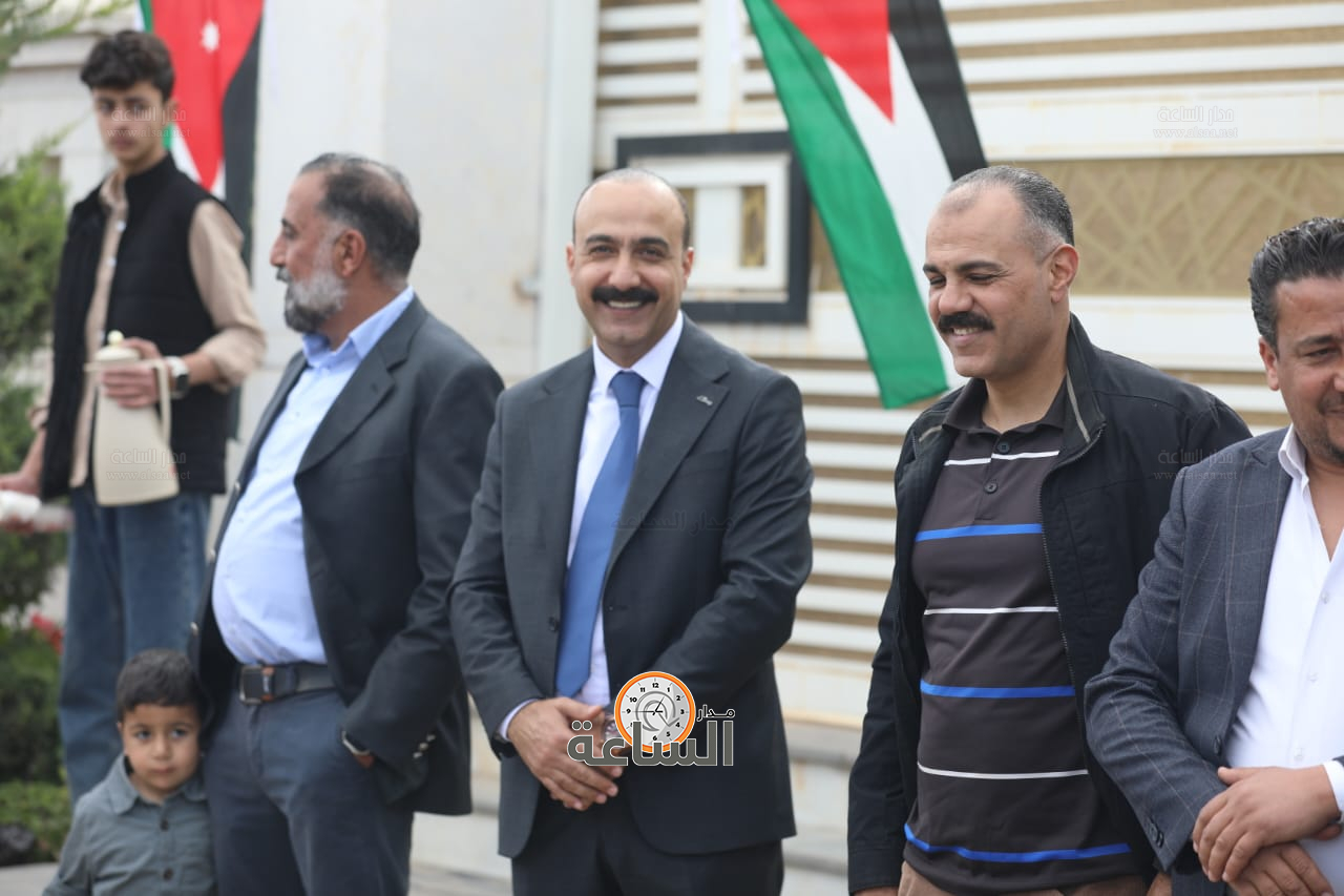 Madar Al-Saa Images 0.48610265829640187