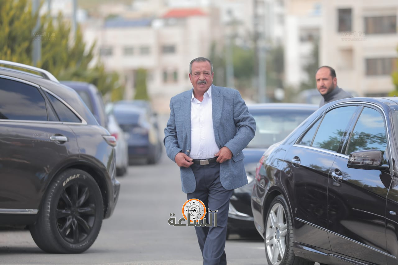 Madar Al-Saa Images 0.3279070410306608