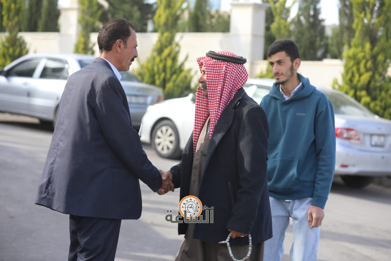 Madar Al-Saa Images 0.8976183026163559