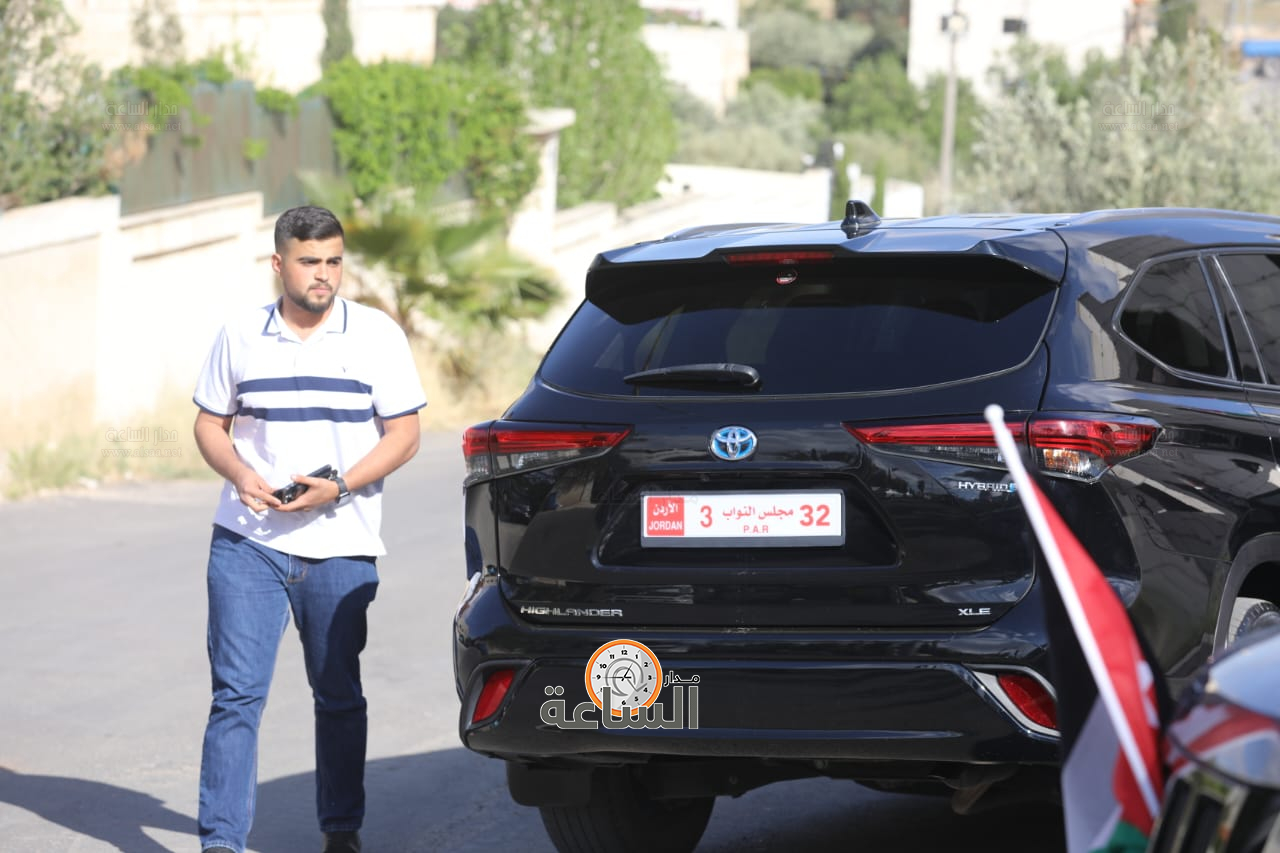 Madar Al-Saa Images 0.9043302811167121