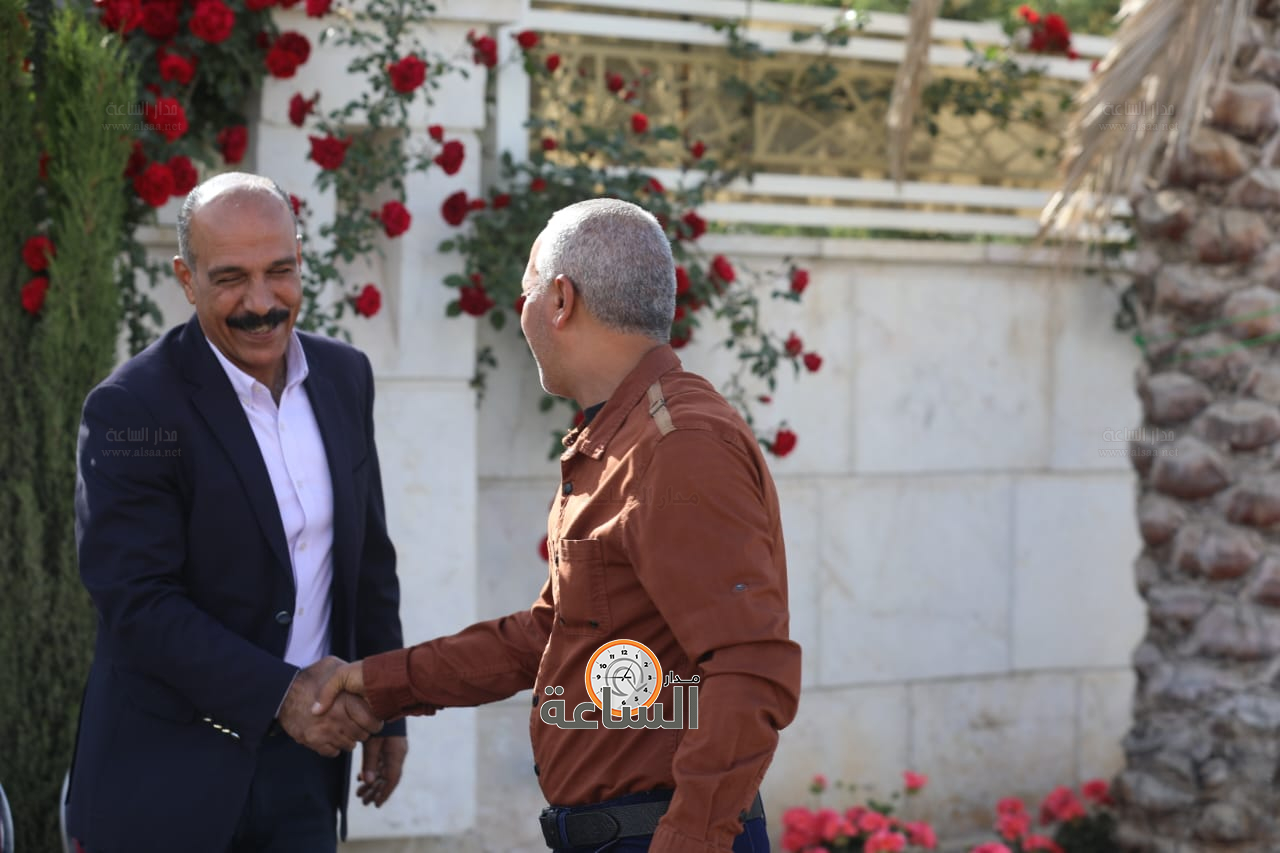 Madar Al-Saa Images 0.023855414147308074