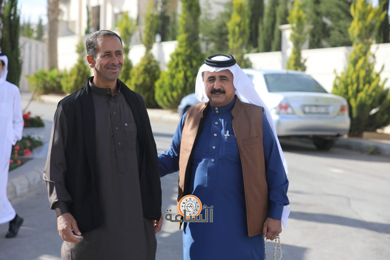 Madar Al-Saa Images 0.7475440837285744