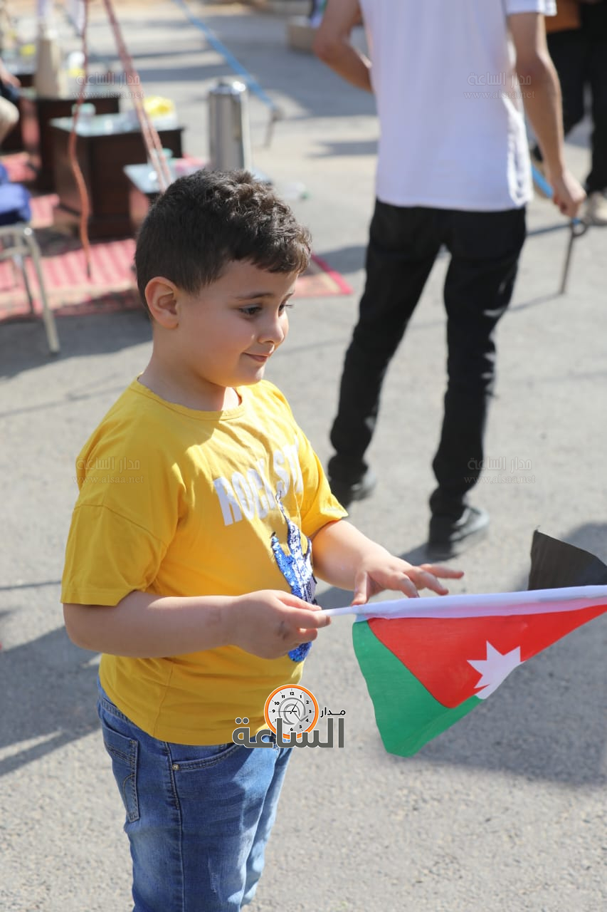 Madar Al-Saa Images 0.55923868896726