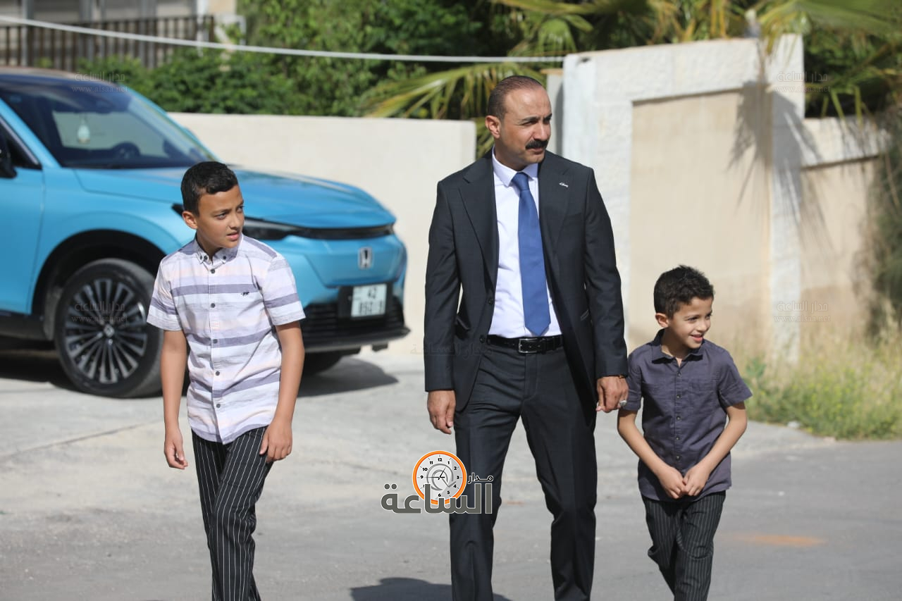 Madar Al-Saa Images 0.09975999944946723