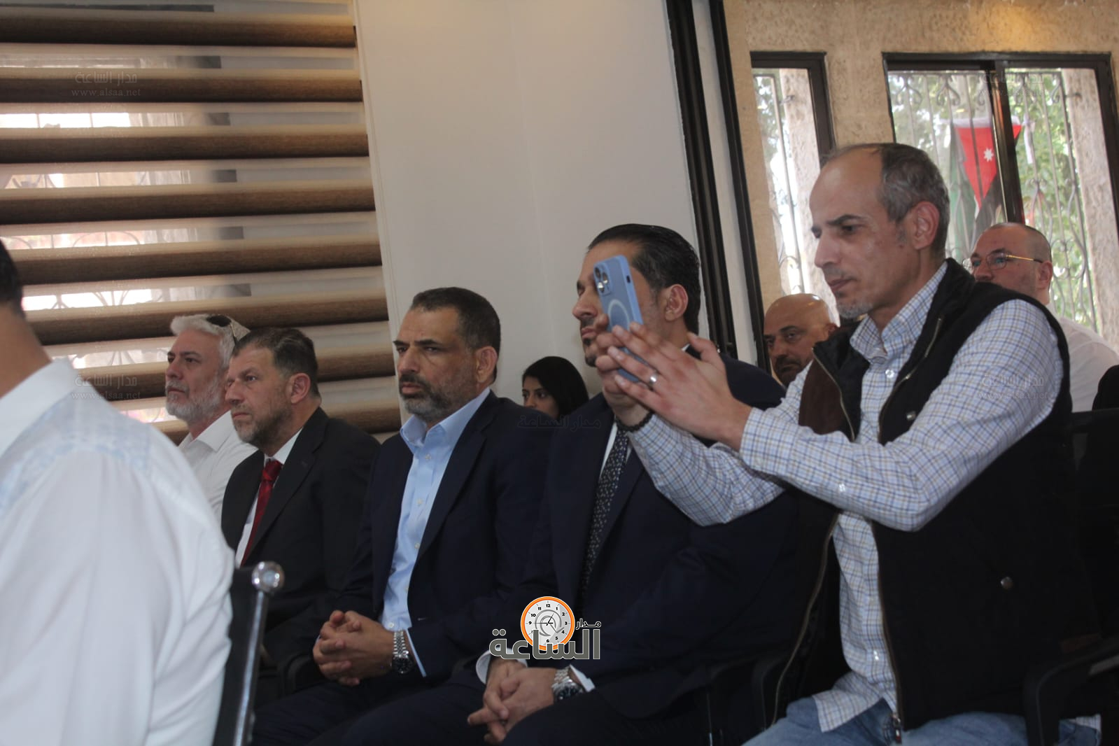 Madar Al-Saa Images 0.4578383762499888