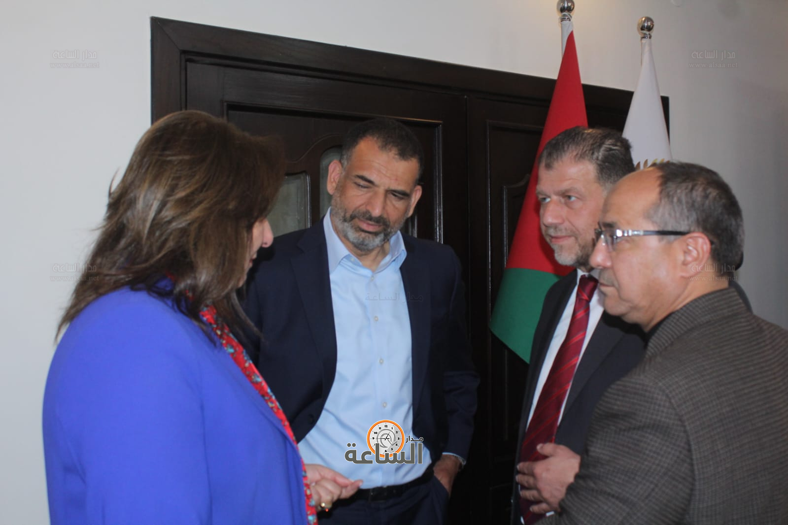 Madar Al-Saa Images 0.7555127146173085