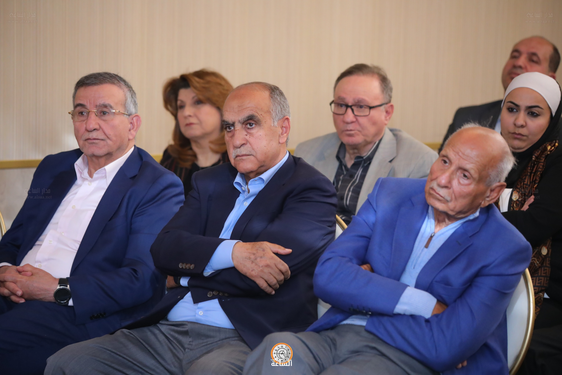 Madar Al-Saa Images 0.879777772815294