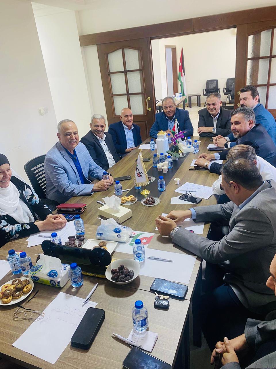 Madar Al-Saa Images 0.3312213200924353