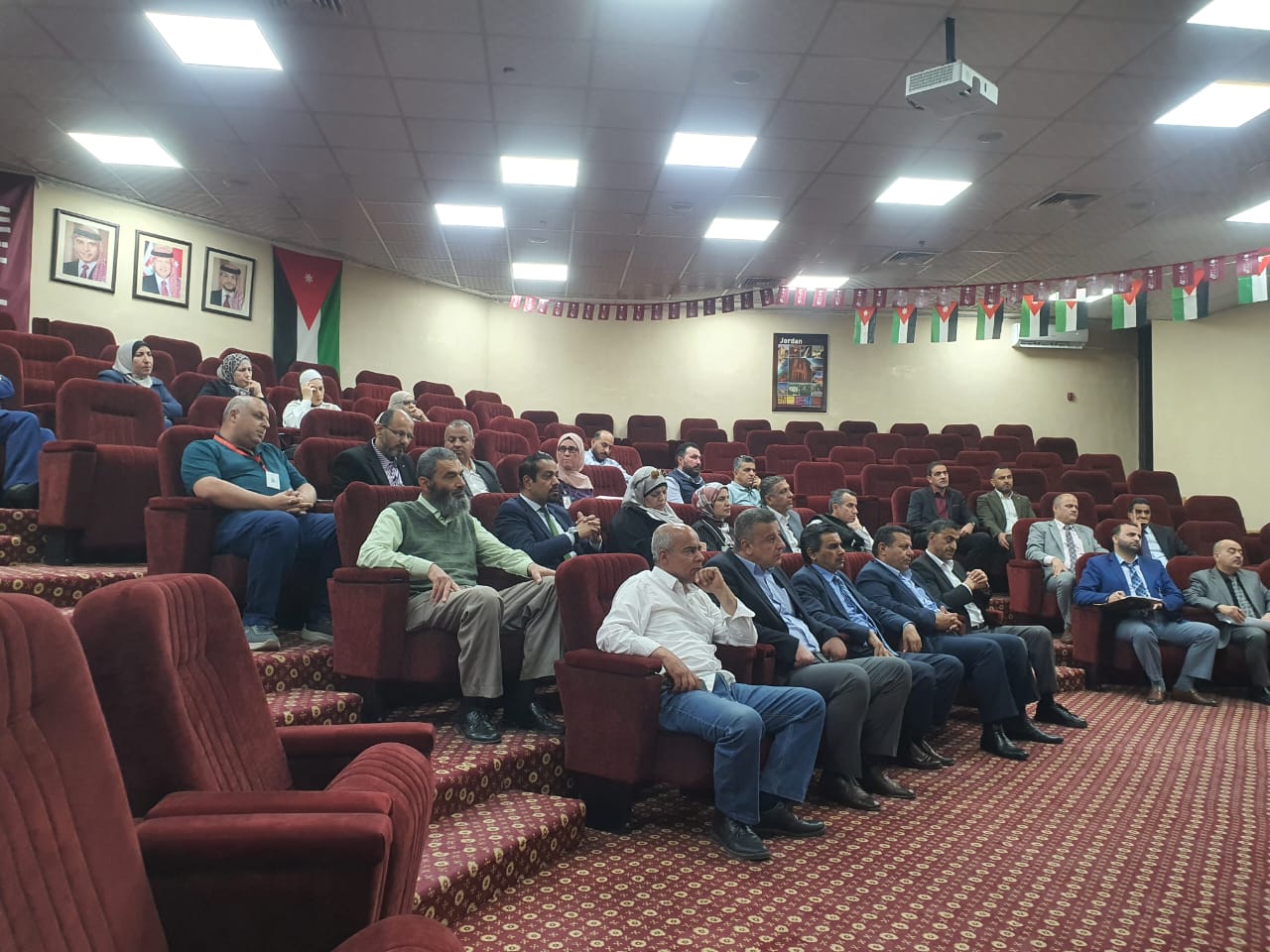 Madar Al-Saa Images 0.3942017992582101