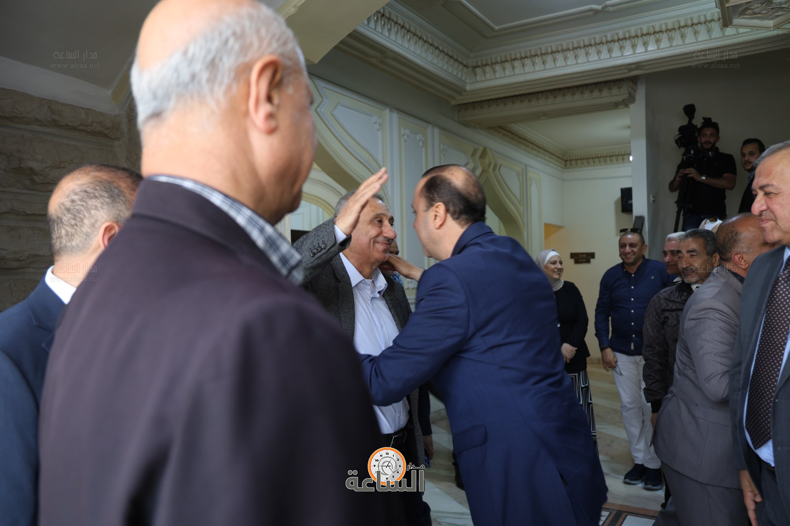 Madar Al-Saa Images 0.6653218241893069