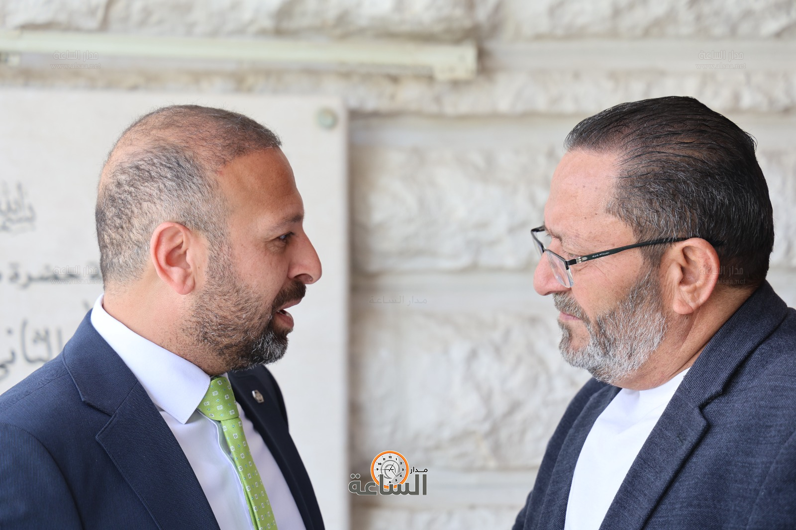 Madar Al-Saa Images 0.5221995616510857