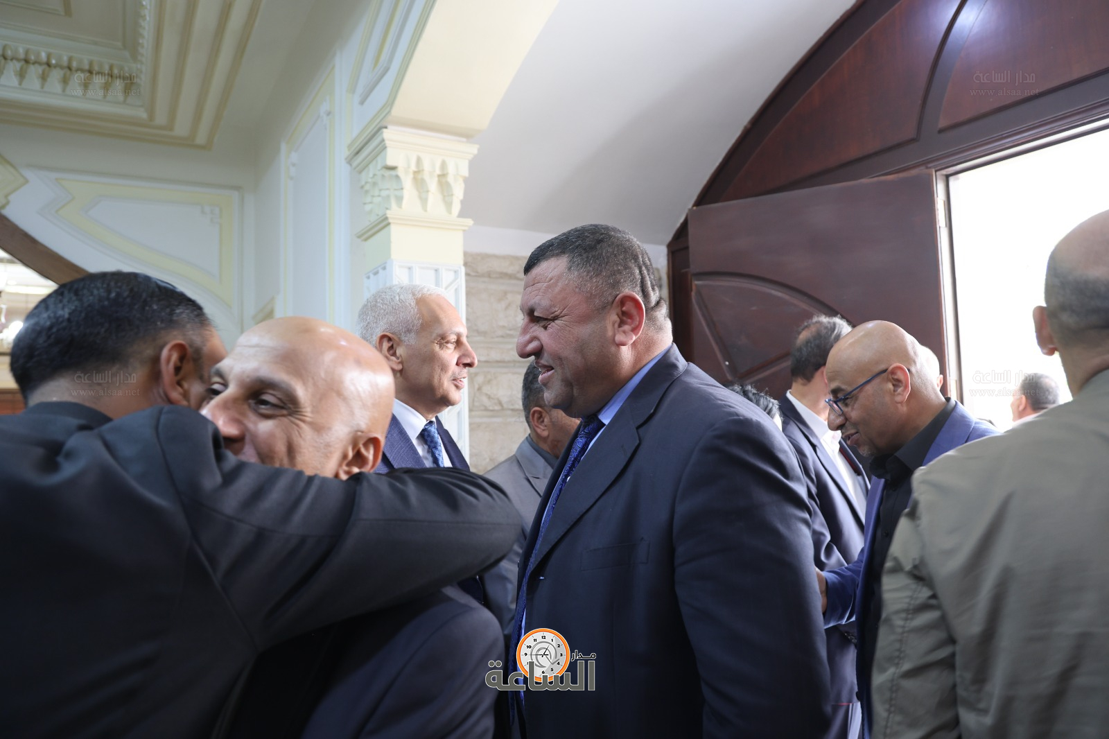 Madar Al-Saa Images 0.5788696334496077