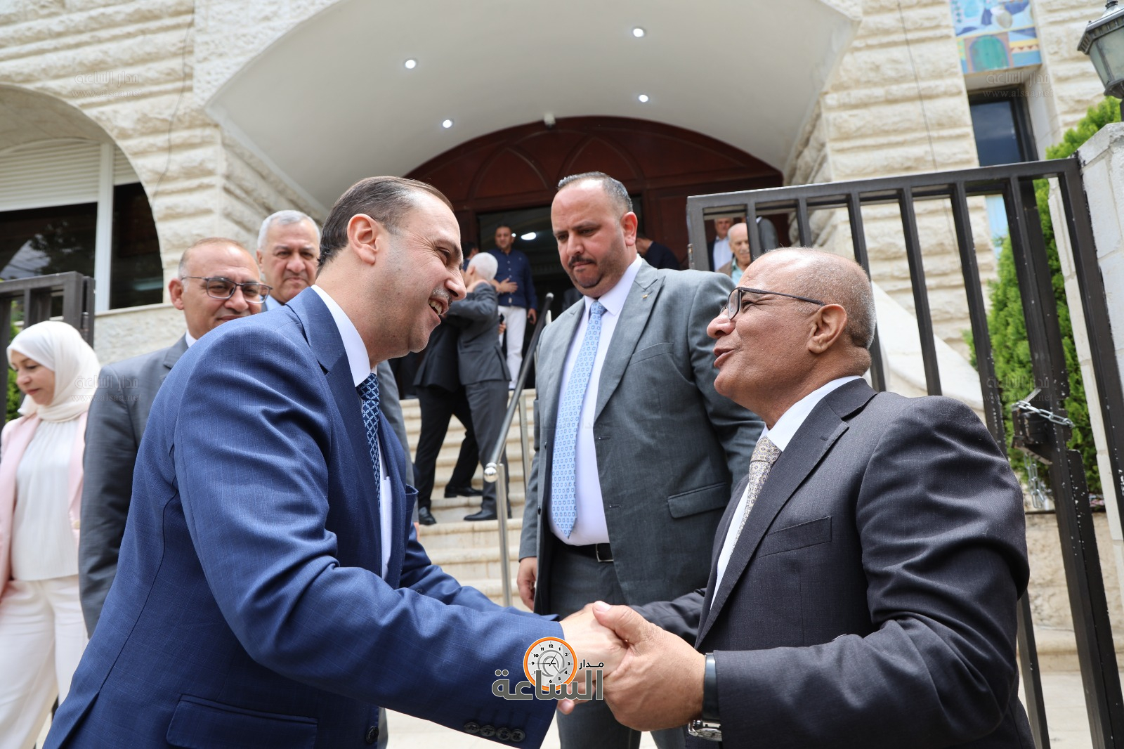 Madar Al-Saa Images 0.8989149467109018