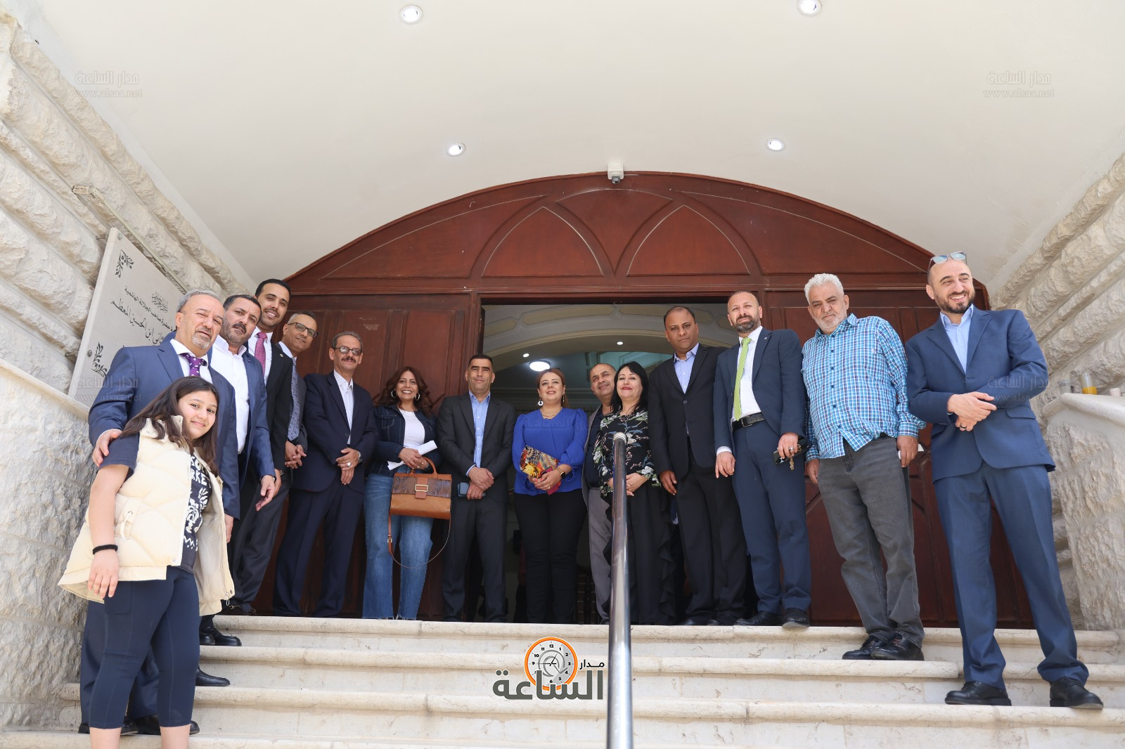 Madar Al-Saa Images 0.3638651886630676