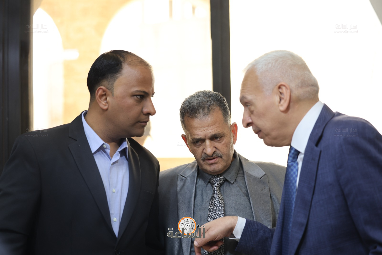 Madar Al-Saa Images 0.9935586354109481