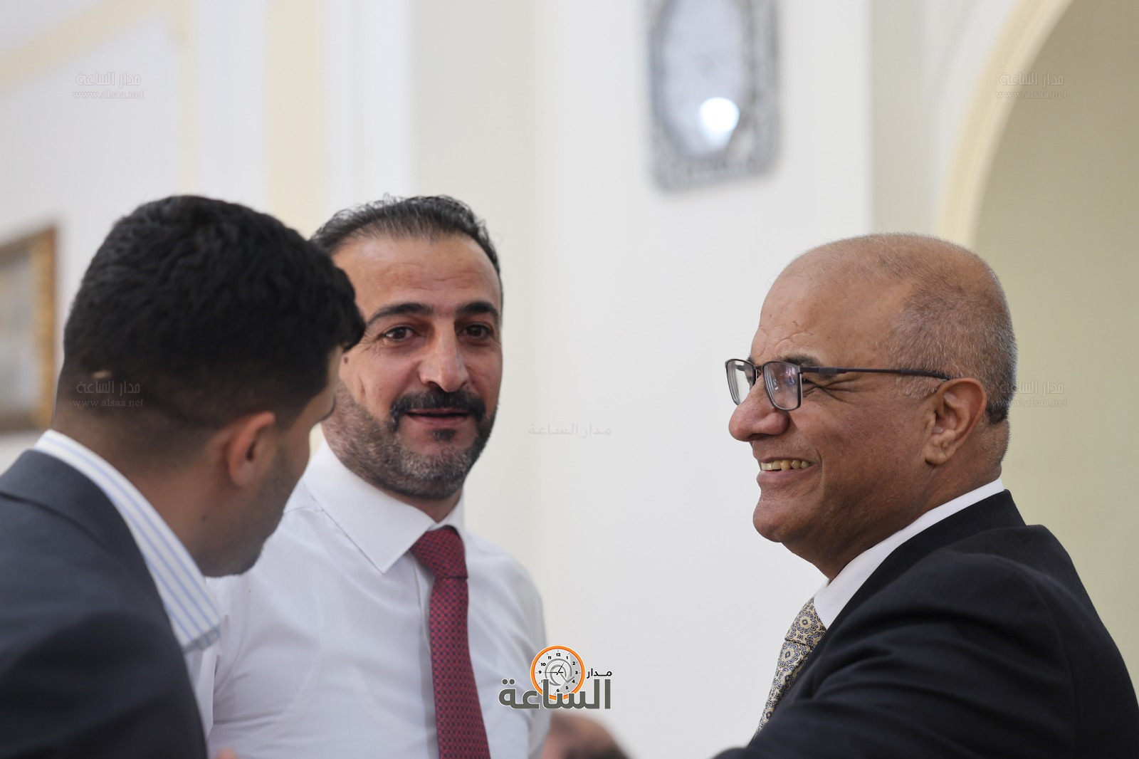 Madar Al-Saa Images 0.3240013382203345