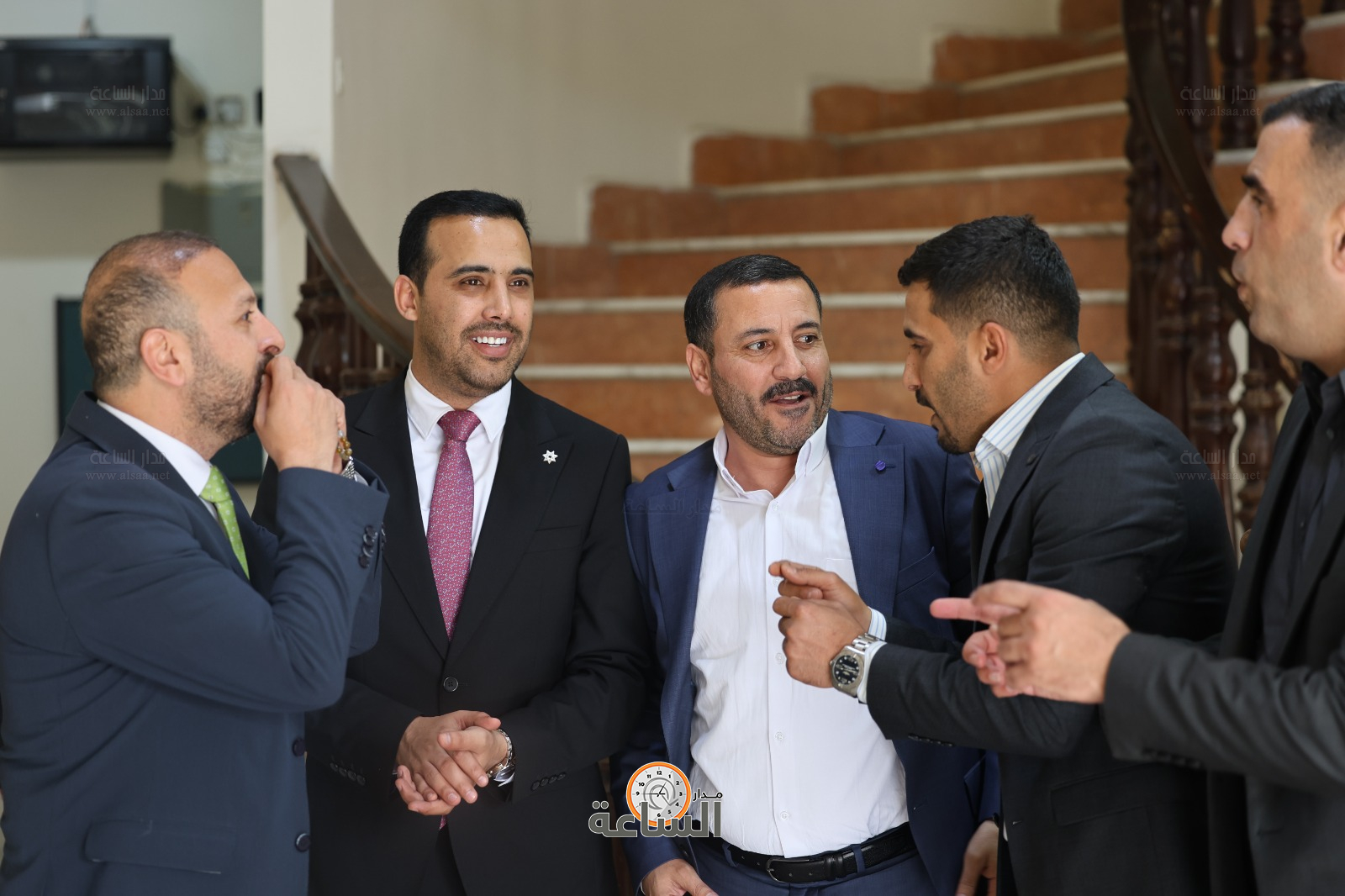 Madar Al-Saa Images 0.3244901544275347