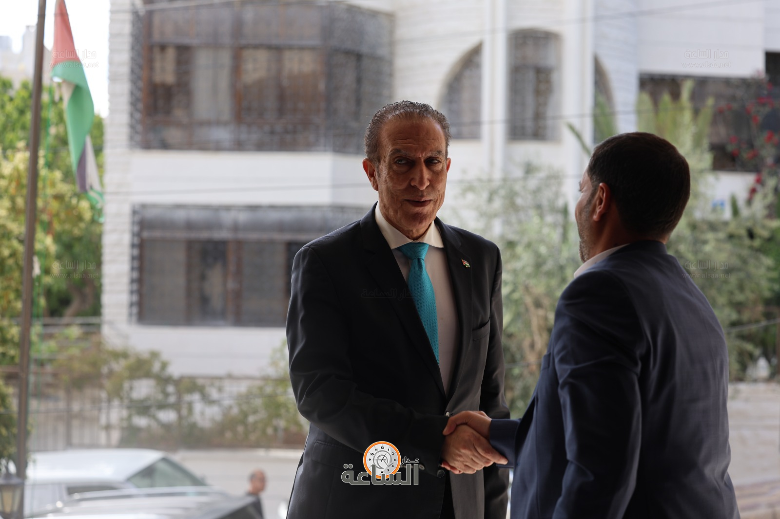 Madar Al-Saa Images 0.3456729567489668