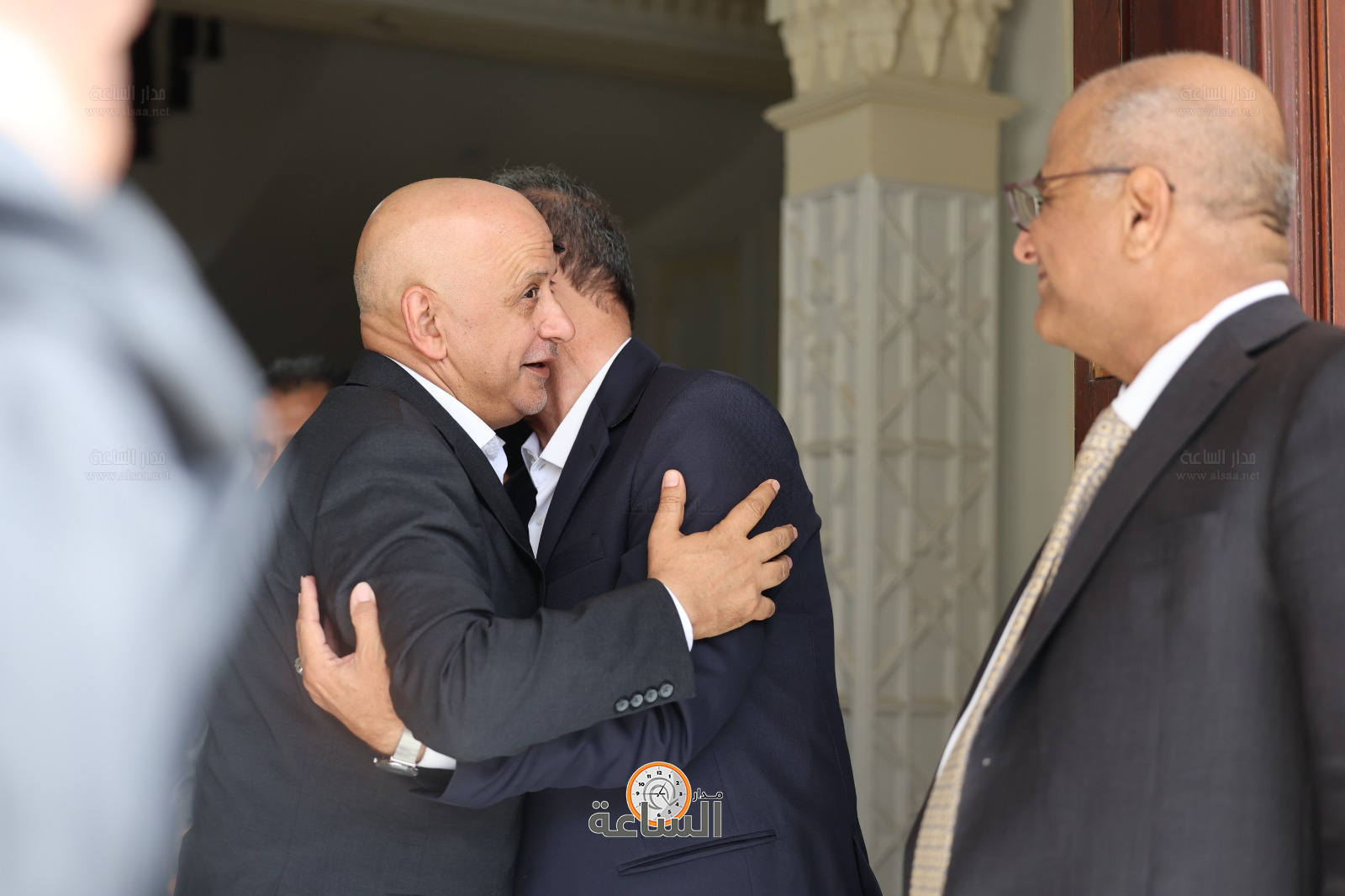 Madar Al-Saa Images 0.6003124604572144