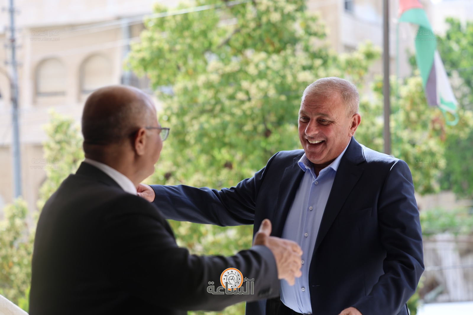 Madar Al-Saa Images 0.06371062761471835