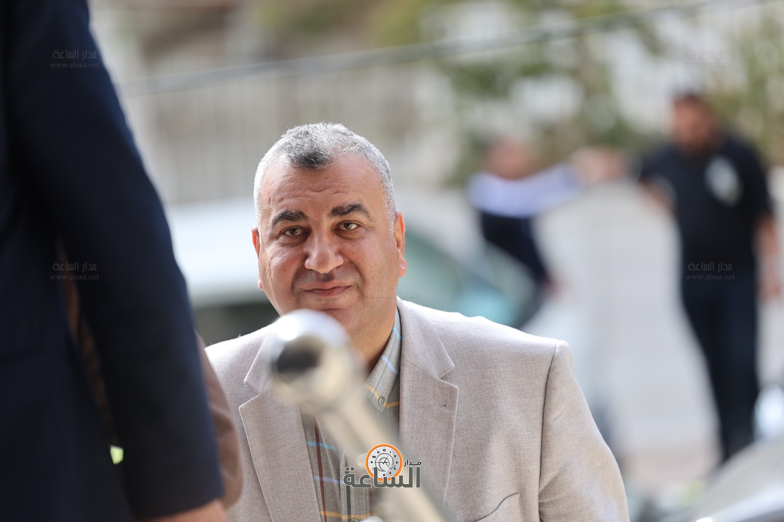 Madar Al-Saa Images 0.9557353169303704