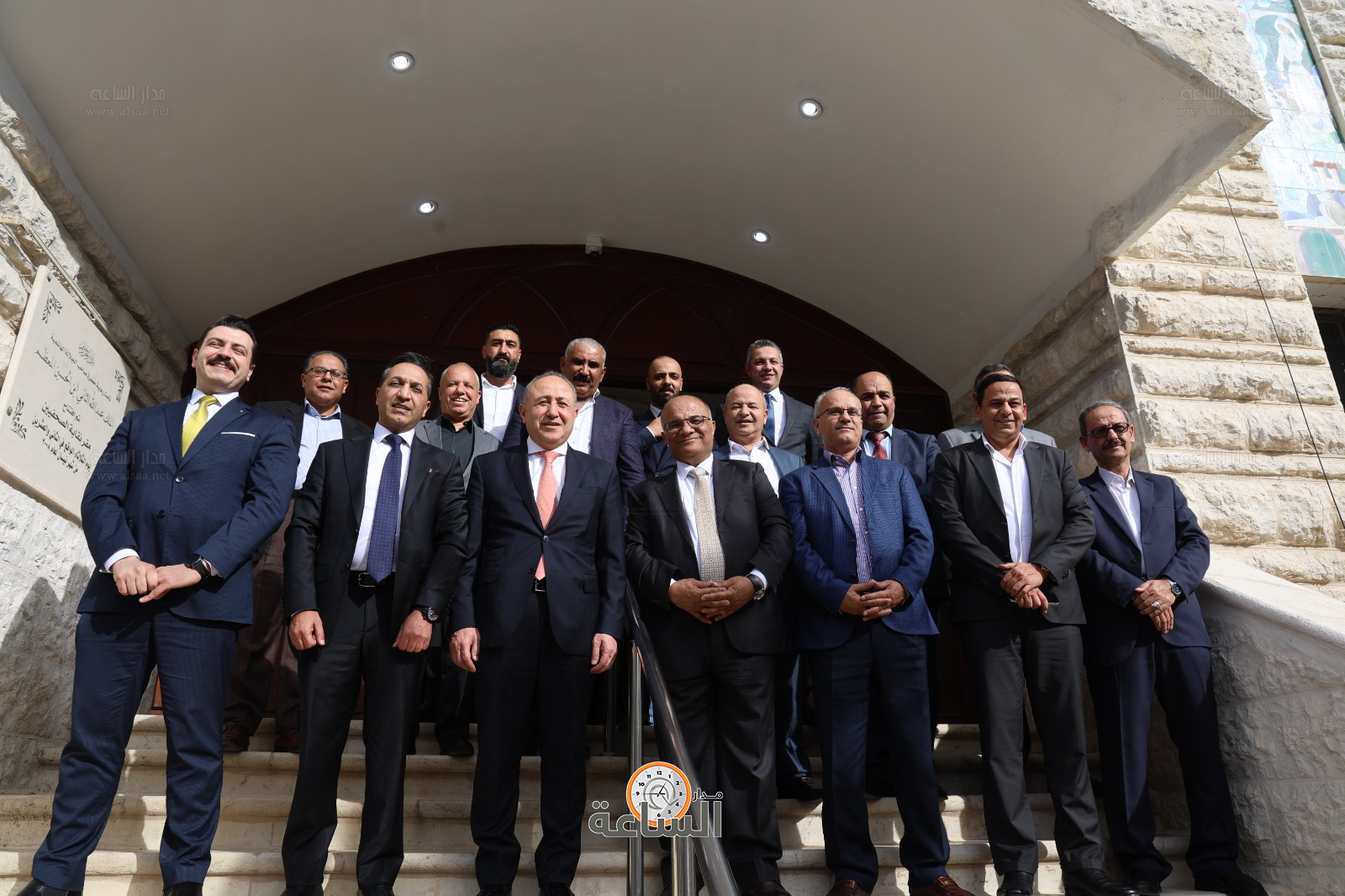 Madar Al-Saa Images 0.7648427757215592