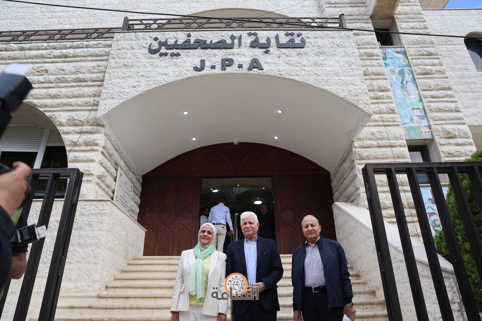 Madar Al-Saa Images 0.2161516842625899