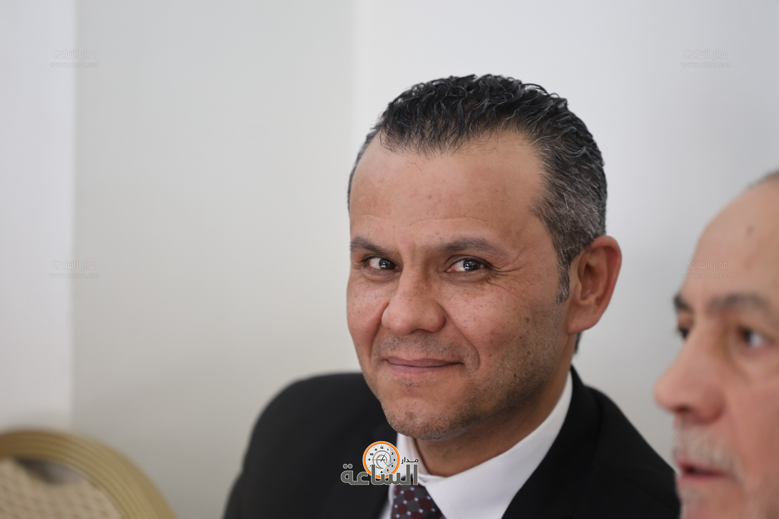 Madar Al-Saa Images 0.8650140218471369