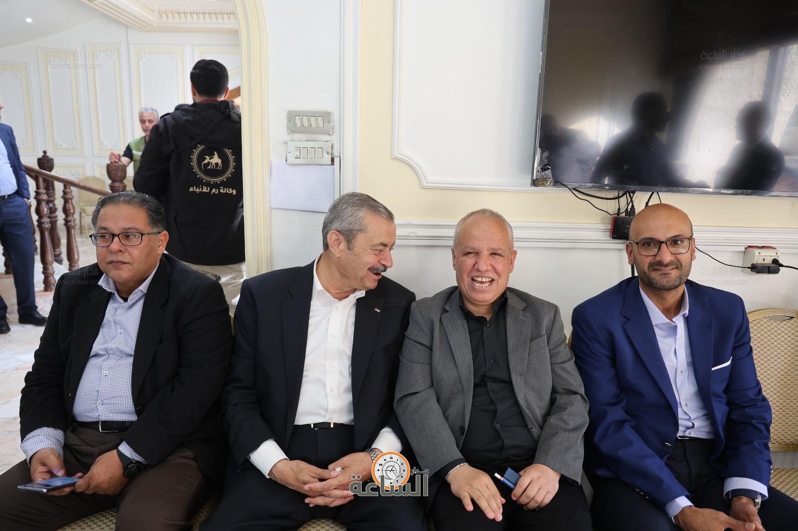 Madar Al-Saa Images 0.16362178454763