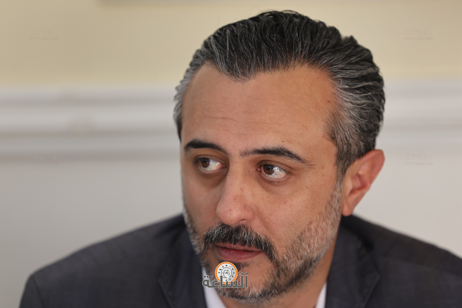 Madar Al-Saa Images 0.7209957038799469