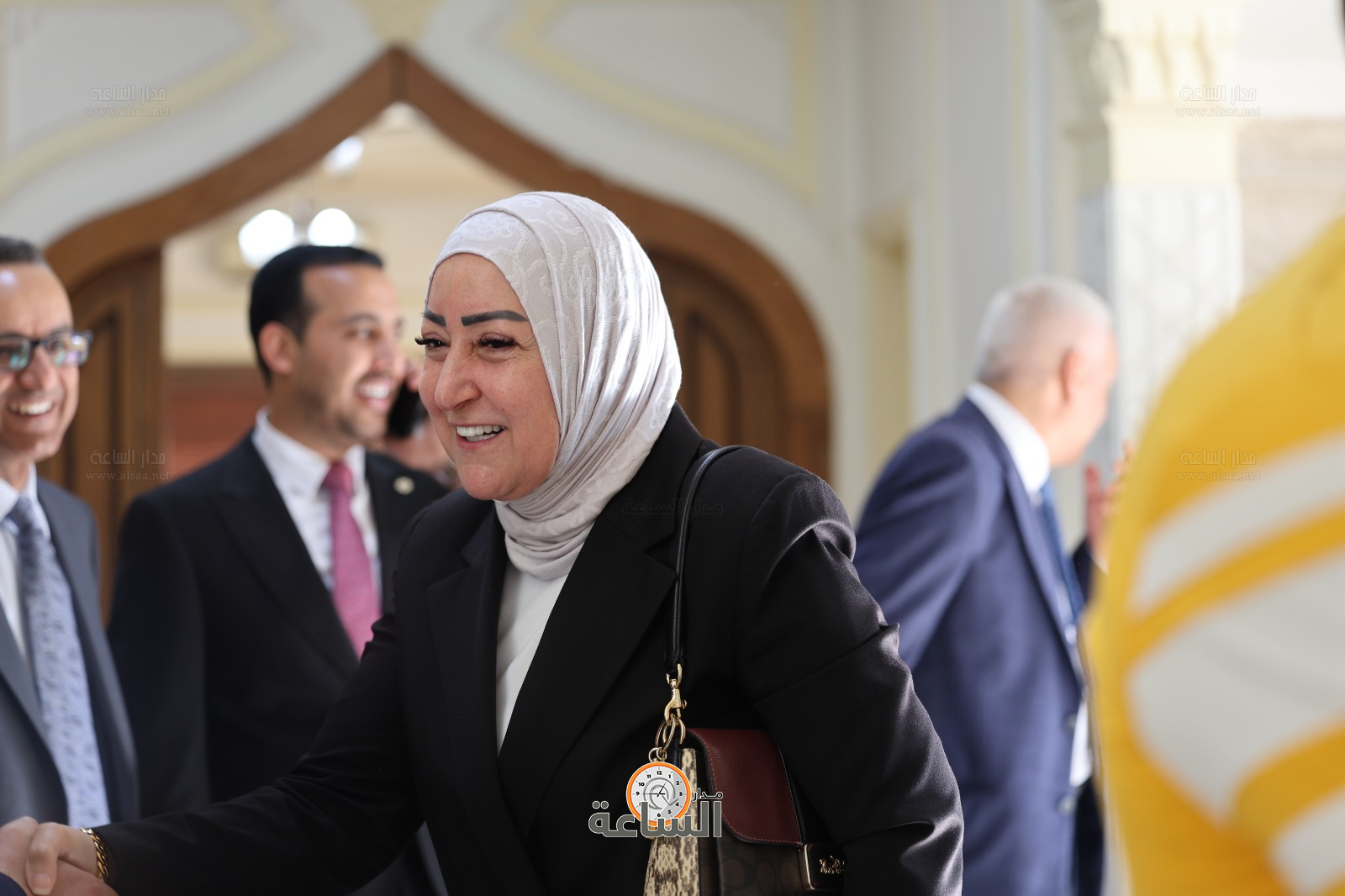 Madar Al-Saa Images 0.8935697652892939