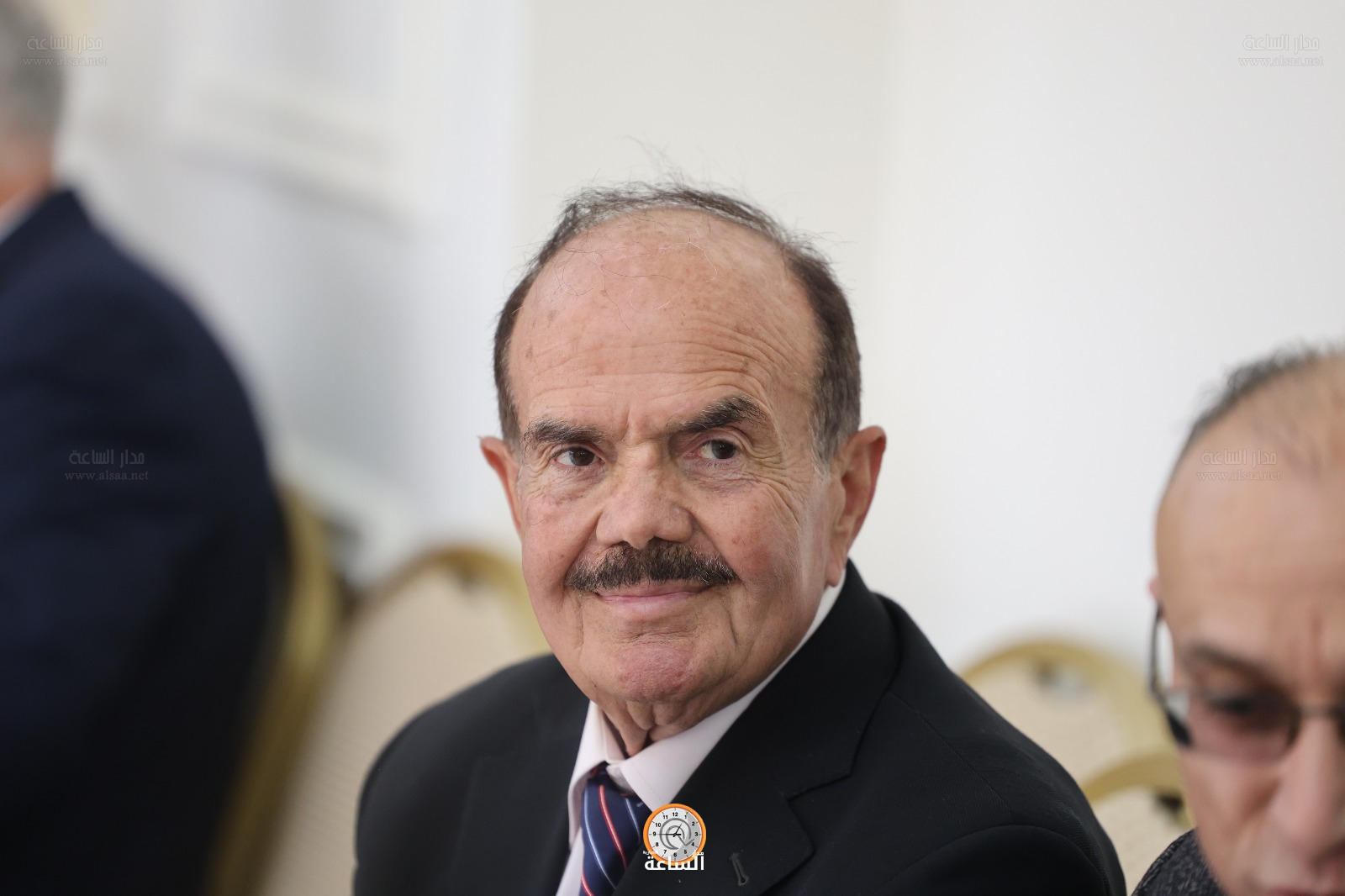 Madar Al-Saa Images 0.4913678911502426