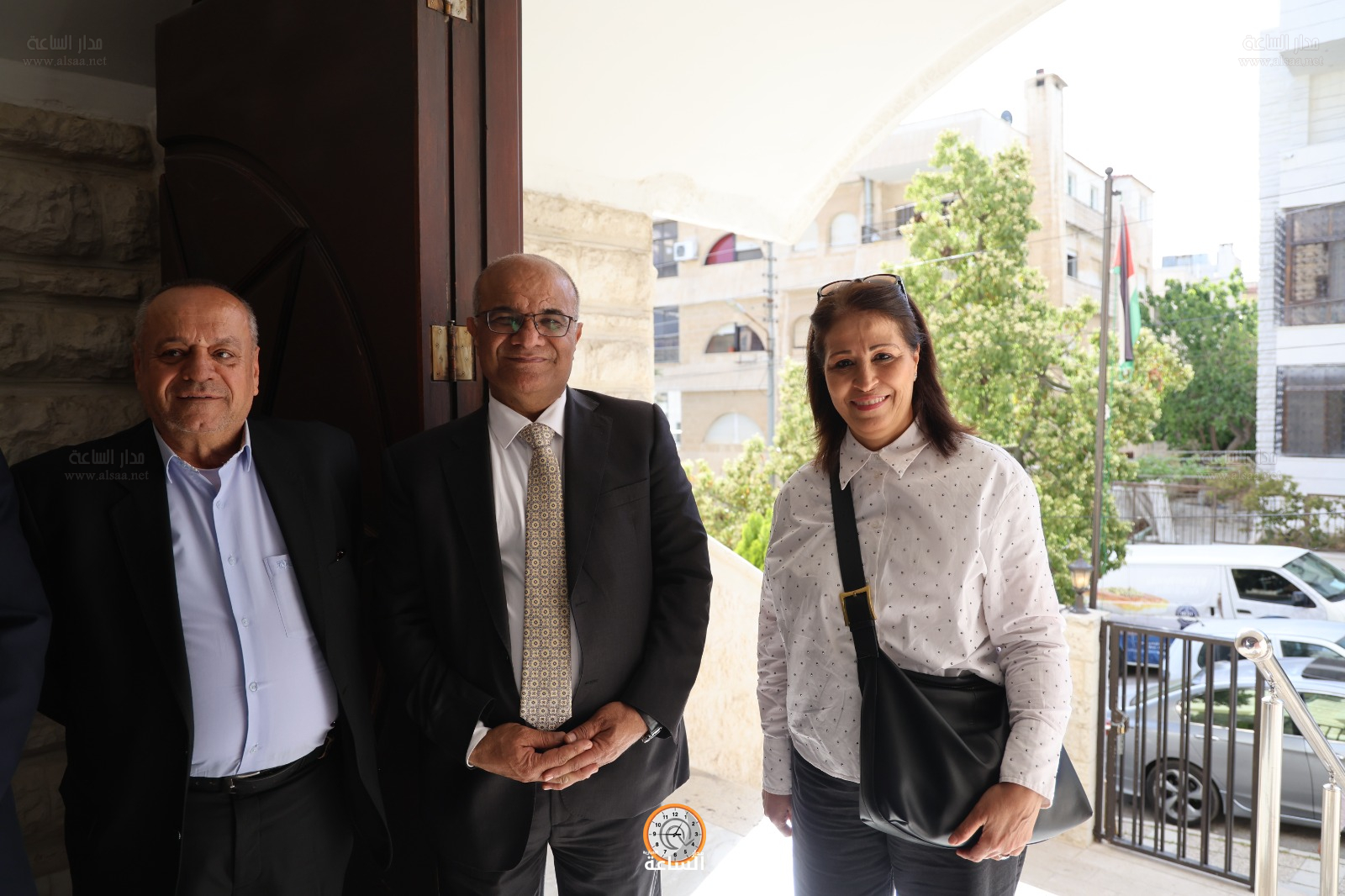 Madar Al-Saa Images 0.9279363539027621