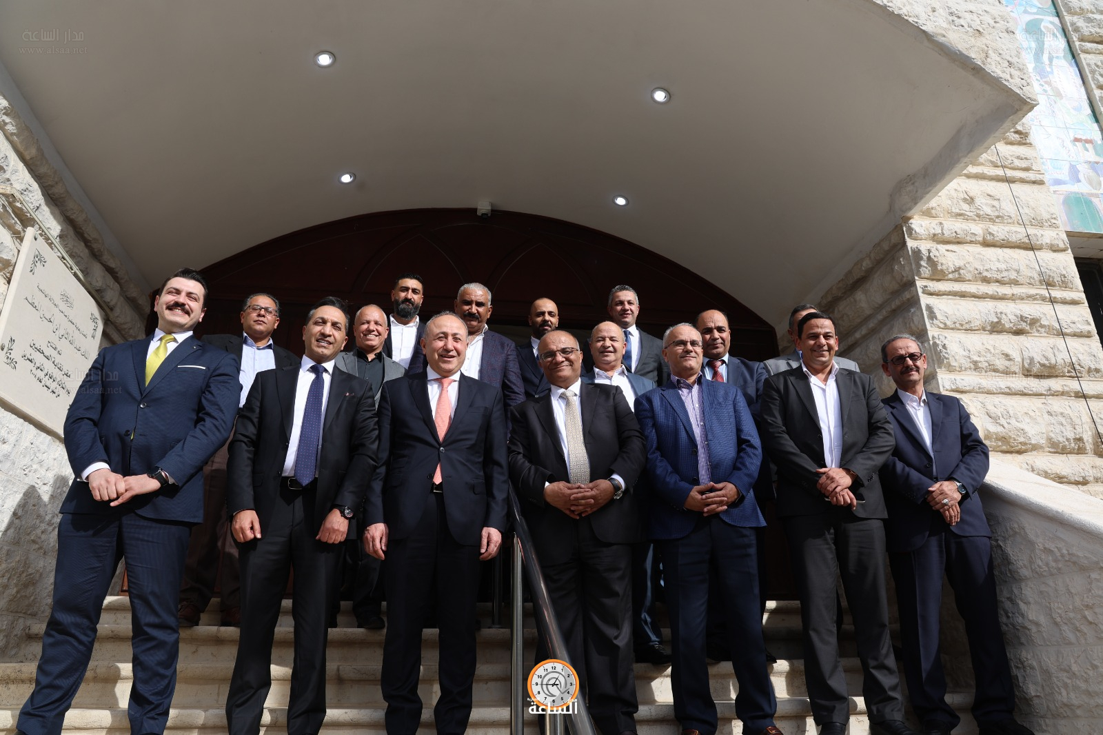 Madar Al-Saa Images 0.5835705384937734