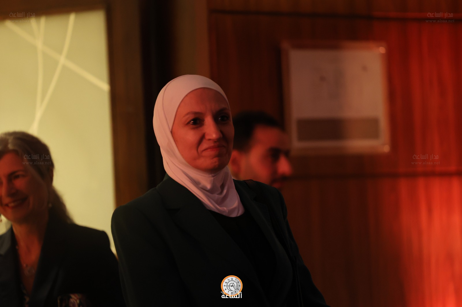 Madar Al-Saa Images 0.18948816598581597