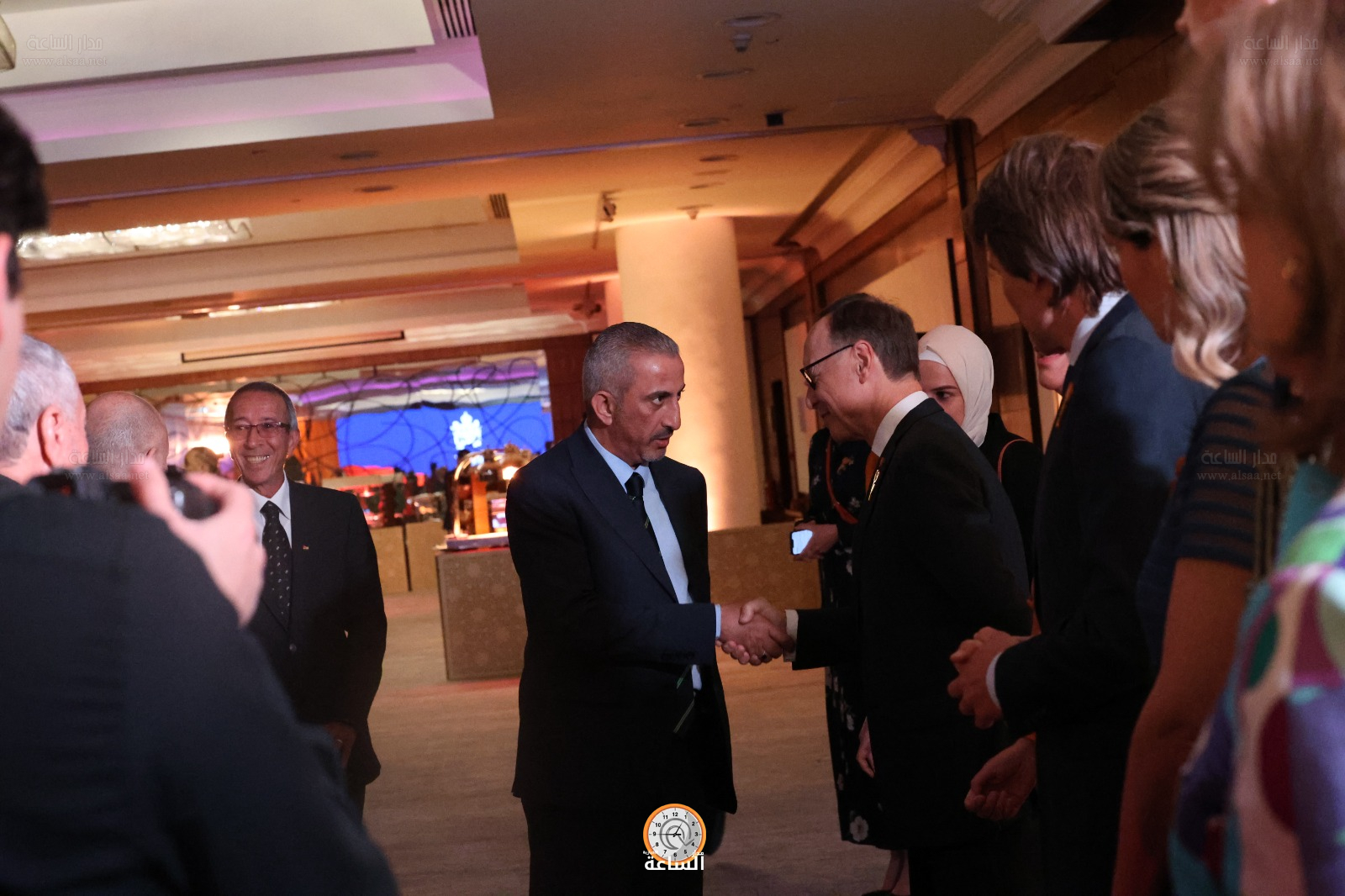 Madar Al-Saa Images 0.7646846656630986