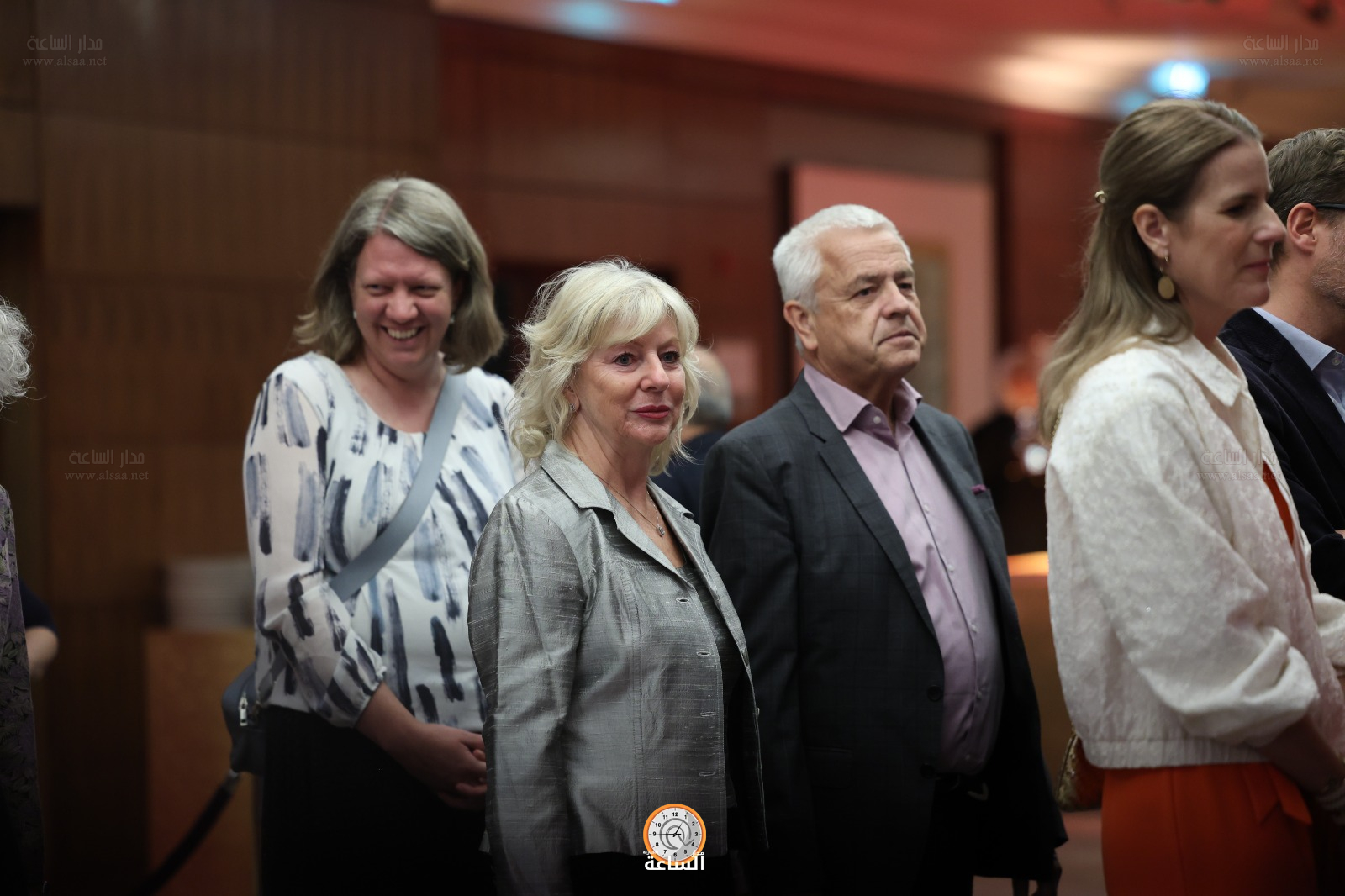 Madar Al-Saa Images 0.16602634373045844