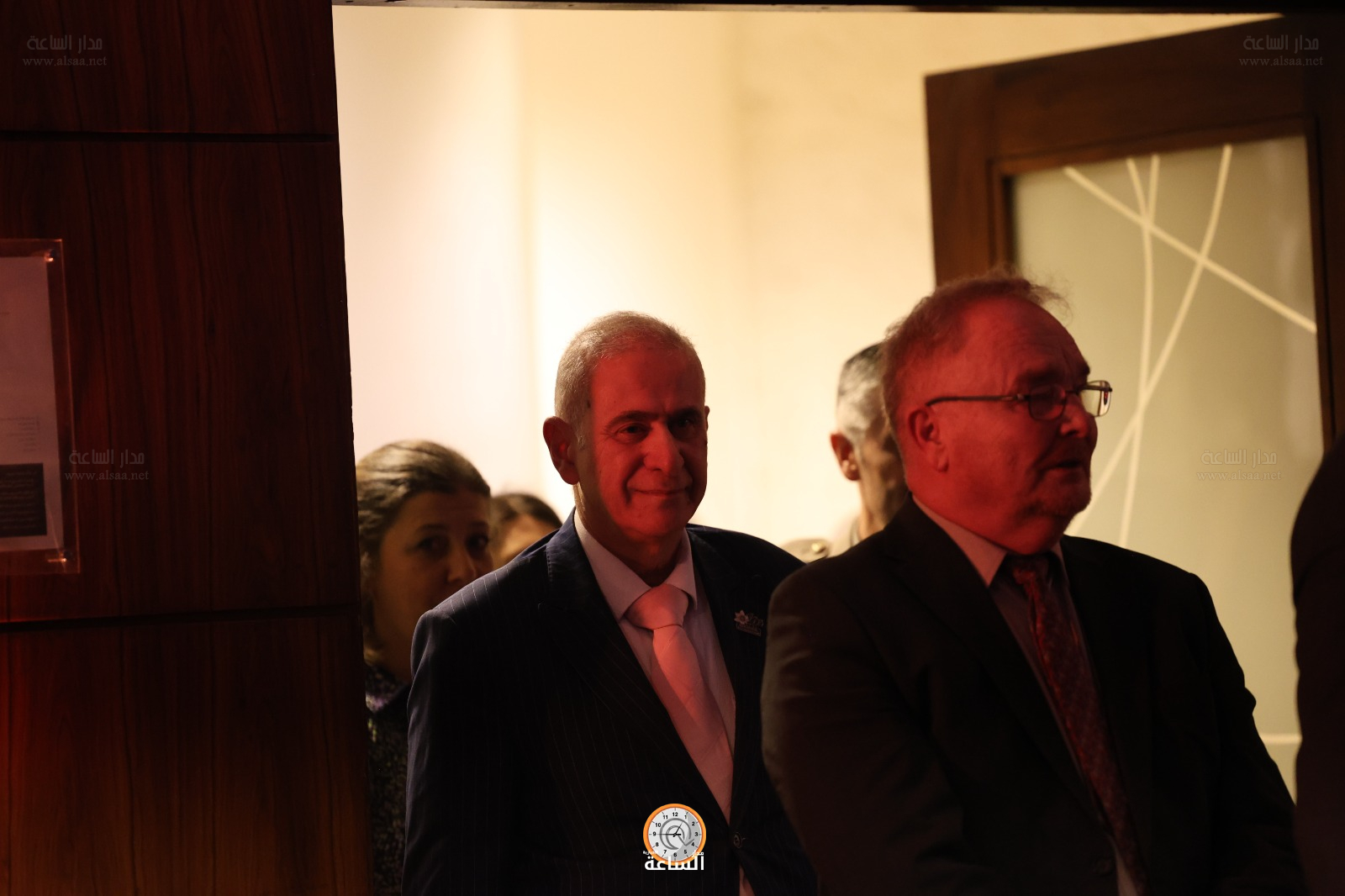 Madar Al-Saa Images 0.767554830351389