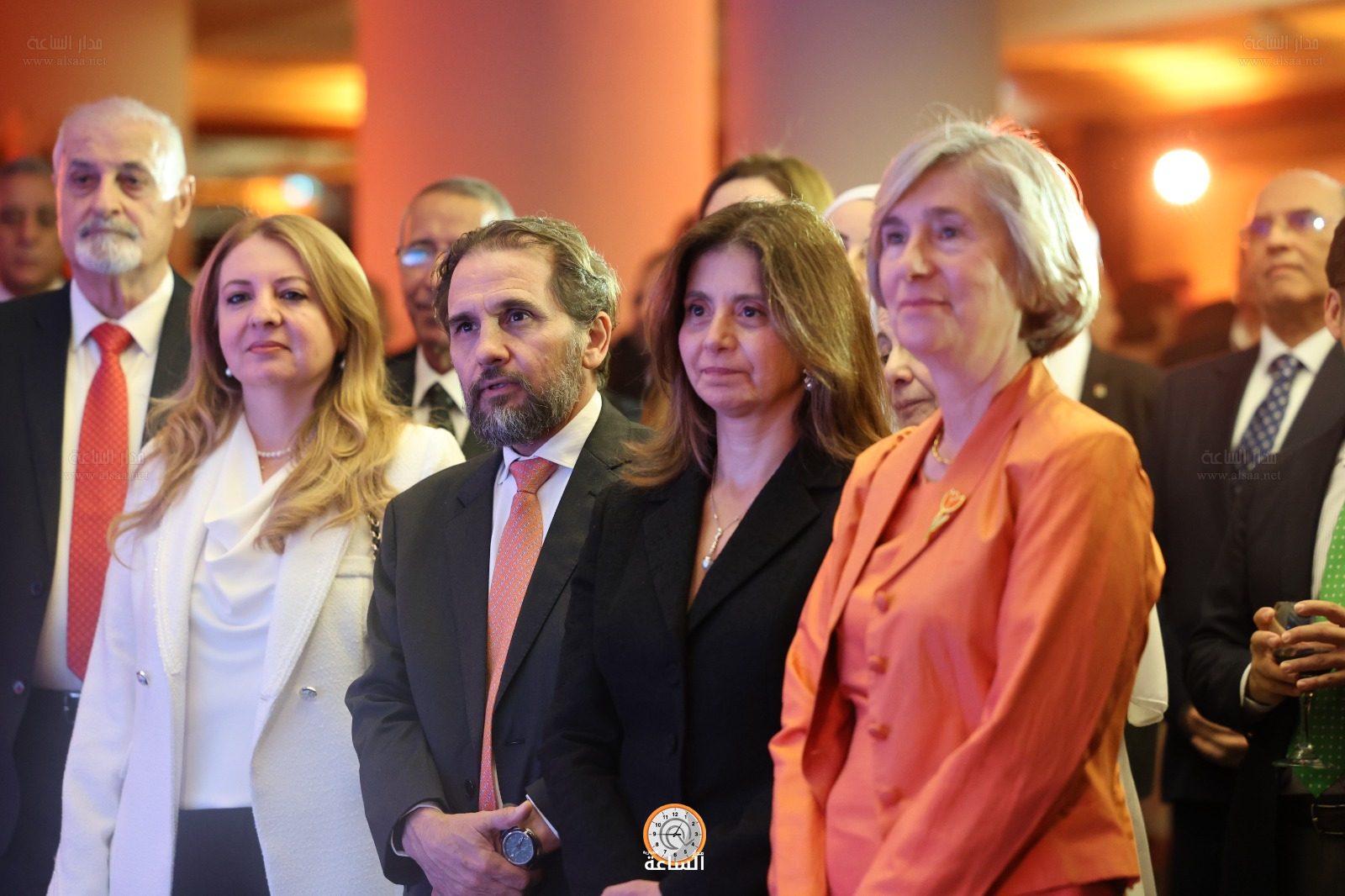 Madar Al-Saa Images 0.8771380540552566