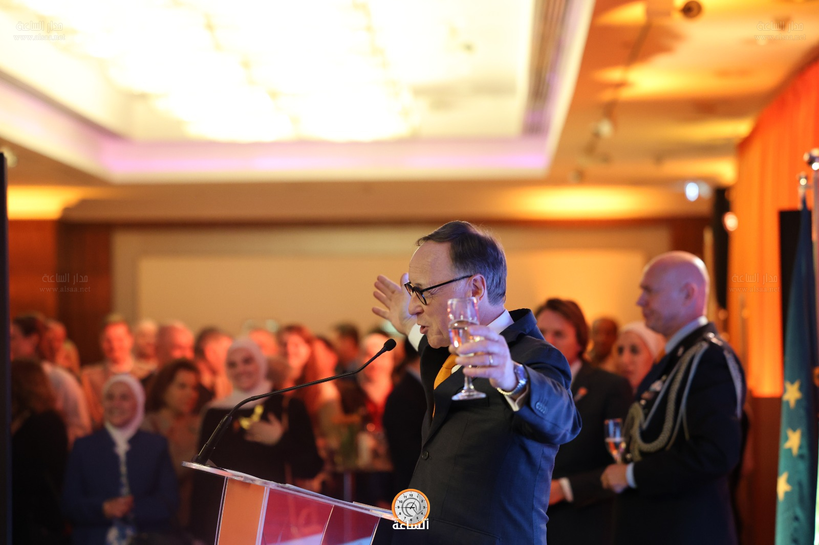 Madar Al-Saa Images 0.9354878688390637