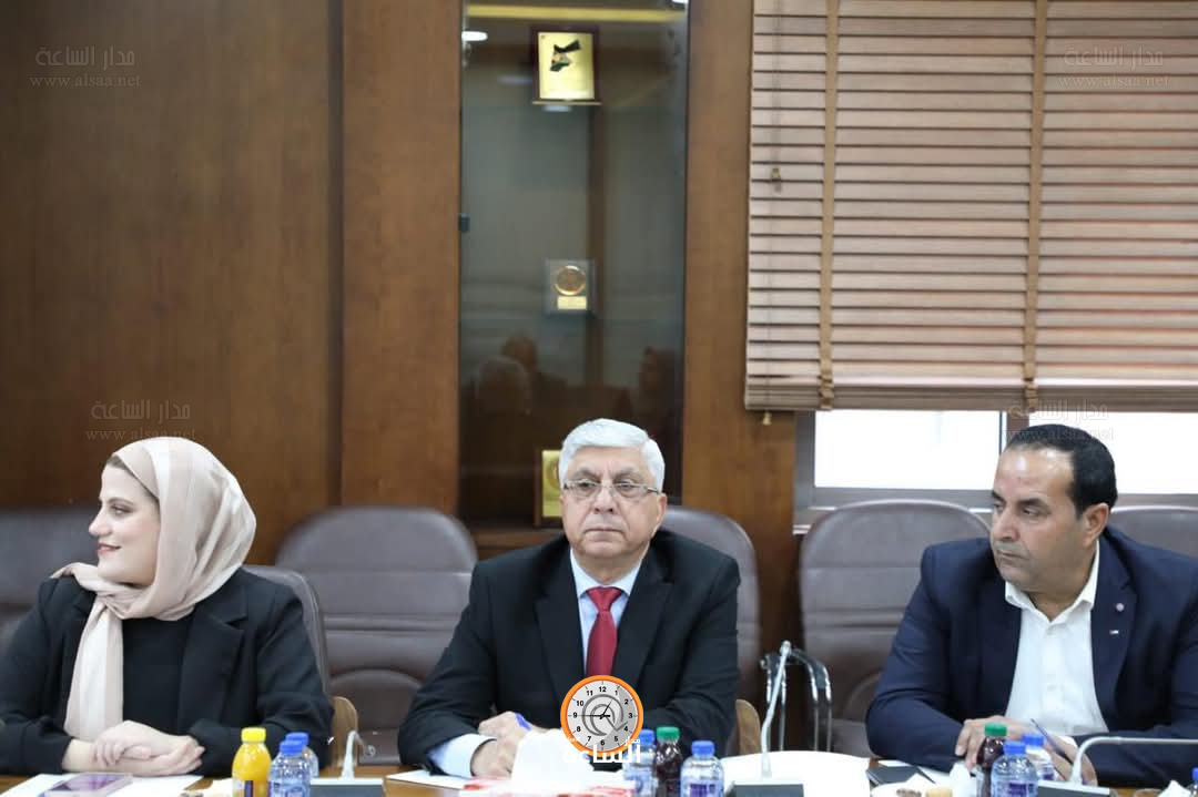 Madar Al-Saa Images 0.396223163088949