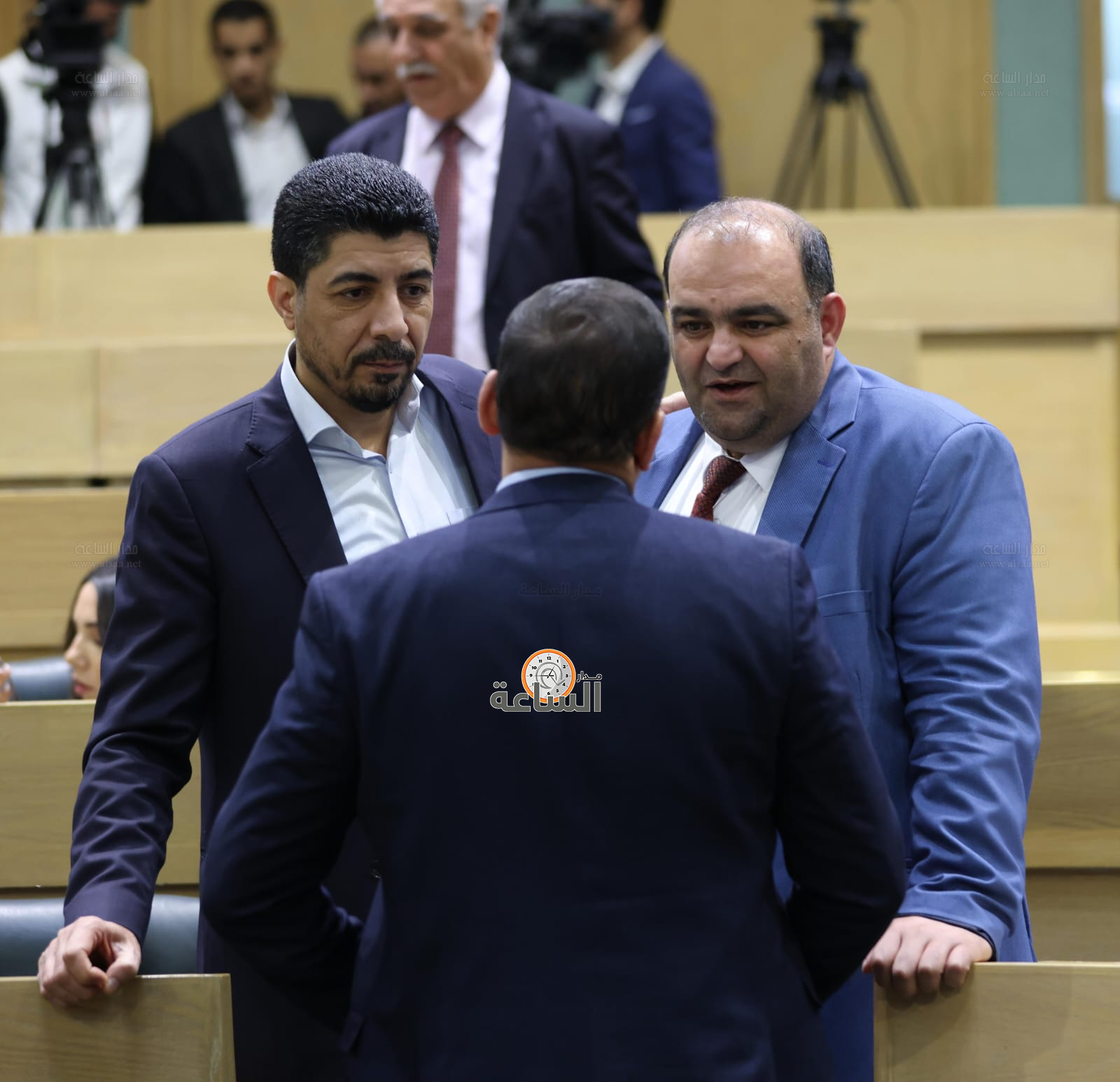 Madar Al-Saa Images 0.890835233588086