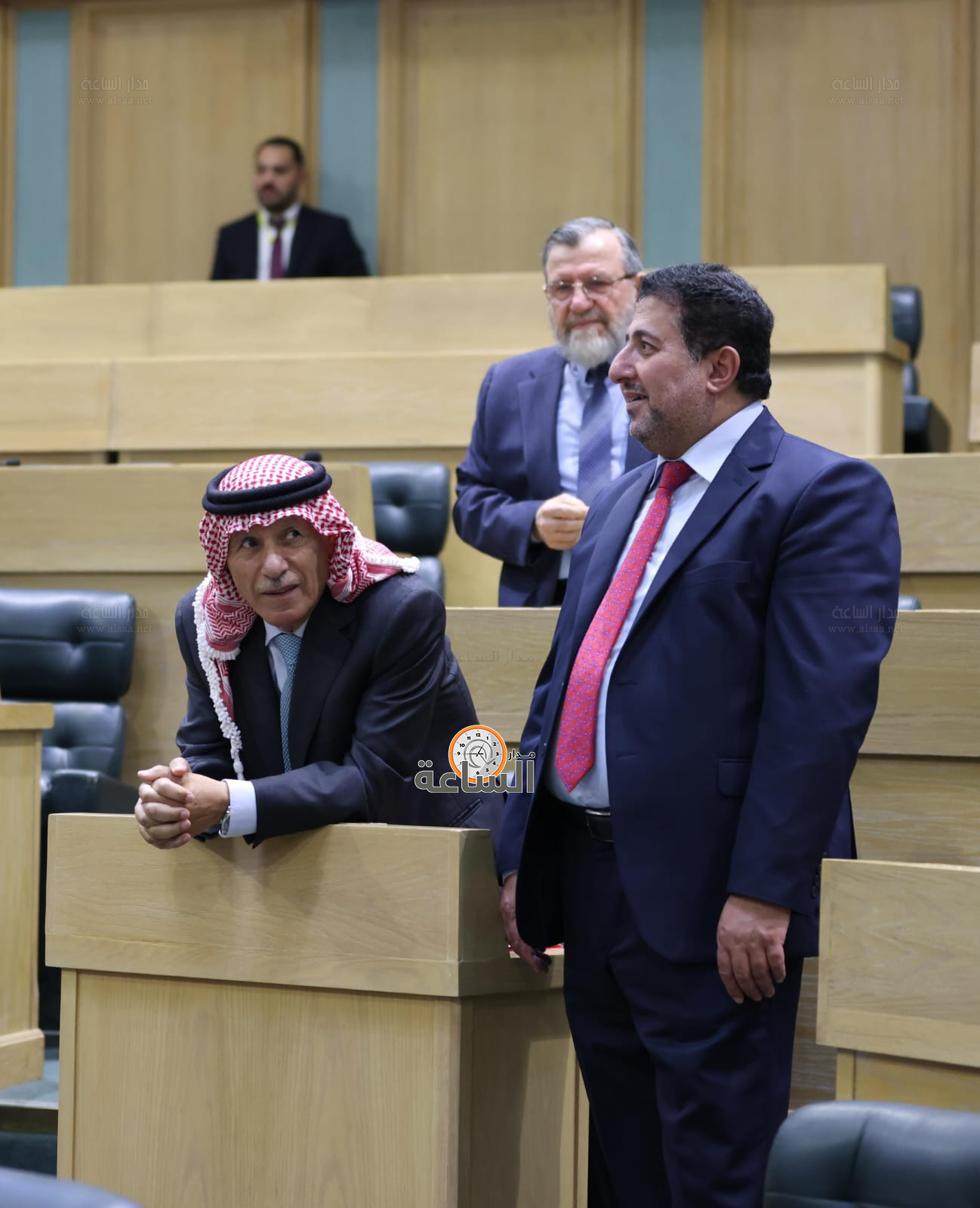 Madar Al-Saa Images 0.5144672117003105