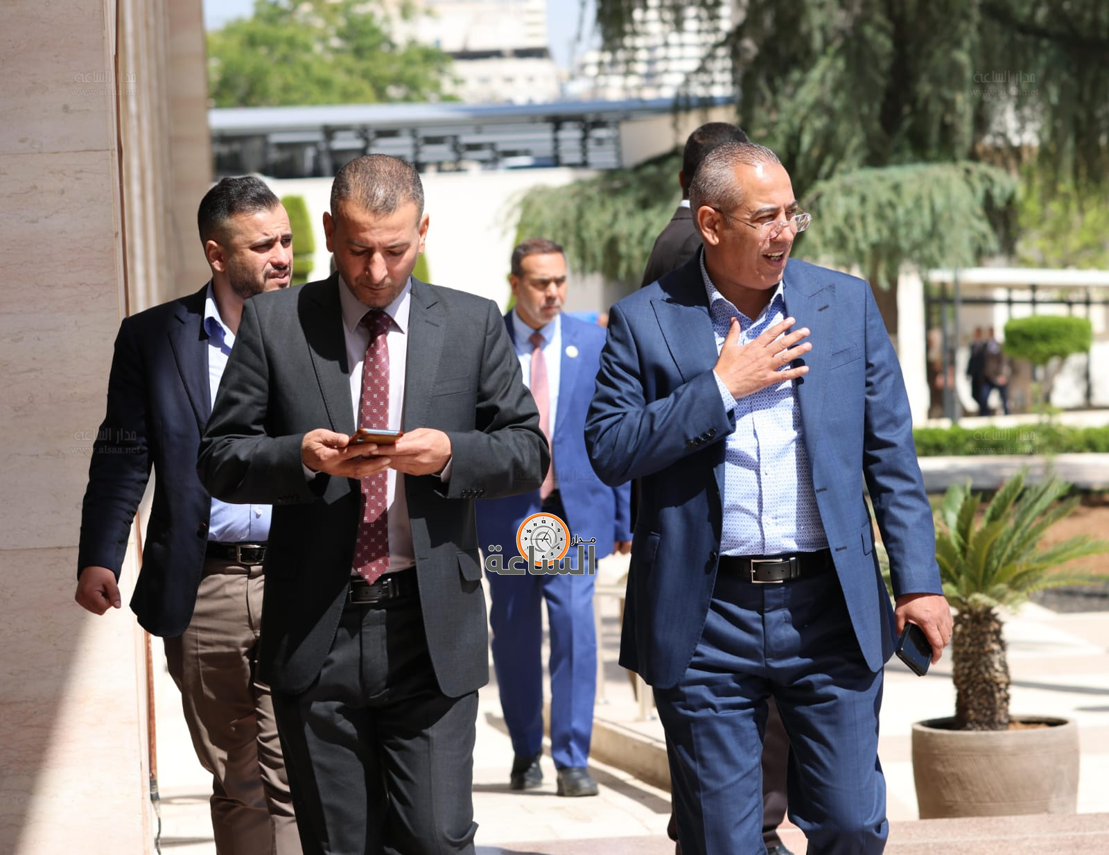 Madar Al-Saa Images 0.13147129966816196